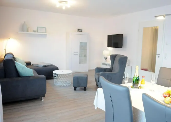 With 2 Bedrooms Dom wakacyjny Carolinensiel